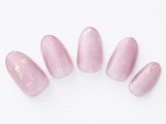 【365日ネイル】秋晴れに映えるシアー感！　オーロラのきらめきを放つクリアモーブネイル