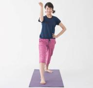 ウェイトレスの動きでラクラク太もも痩せ！ ★～ウェイトレス仙人のポーズ～★  |＠ビュー