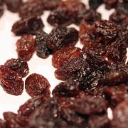 ぶどうの栄養がギュッと凝縮！レーズンの美肌力に注目 | ビューティーガール