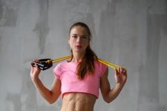 今すぐ始める！かんたん二の腕チューブダイエット|＠ビューティーガール