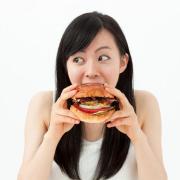 生理前の旺盛な食欲対処法3つ | ビューティーガール