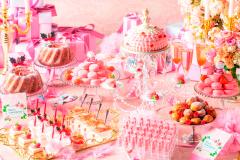 「マリー・アントワネットの仮面舞踏会～PINK ver．～」ピンクのgirlyスイーツビュッフェで姫