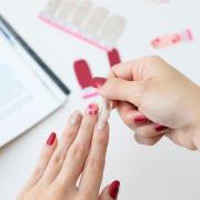 ネイルの新革命！爪に貼るだけでサロン級「INCOCOネイルシール」がめっちゃいい♡ -