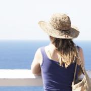 髪や頭皮も紫外線から守ってあげましょう　～ダメージ回避で健康な髪と地肌を保つ～ | ビ