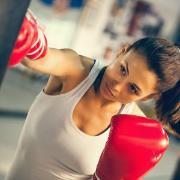 運動後もカロリーが消費され続ける「高強度インターバルトレーニング（HIIT）」とは？ | ビ