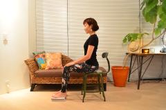 ダイエット&amp;集中力アップ!  椅子を使った「太陽礼拝」|＠ビューティーガール