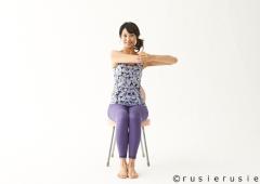 来年の夏こそ後悔しない！秋冬にしておきたい二の腕エクササイズ 5選|＠ビューティーガー