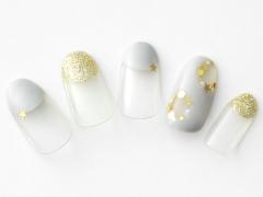 【365日ネイル】クリスマスリースをイメージ！　こなれ配色でも愛らしいバルーンフレンチ