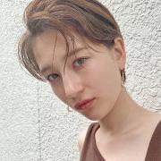 襟足で決まる美シルエットヘアスタイル！浮く襟足の切り方やハネを生かしたウルフへア