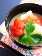 お出汁にほっこり♡お正月に作りたい簡単お雑煮レシピ -