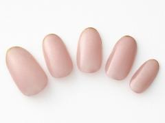 【365日ネイル】気持ちをシャキッと！　極細フレンチのオンモードネイル |