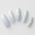 【365日ネイル】澄みきった春の空模様をイメージ！温かみもあるオーロラアイスブルーネイ