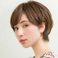 伸ばしかけショートは襟足やパーマで印象チェンジ！ 簡単アレンジ術も |