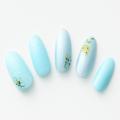 【365日ネイル】涼やかさに週明けをスタート！リズム感のある微差ライトブルーネイル　