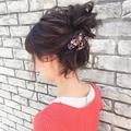 お団子×ヘアアクセの簡単アレンジ特集！印象を変えてこなれ感を出そう♡ - ビューティーガ