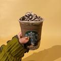［スタバ新作レビュー］これはもはや、飲む生チョコ。とろけるような舌触り&なめらかさで