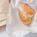 モスの”えびカツバーガー”が美味しくなったワケとは？時間が経ってもサックサク！ - ビ