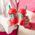 ファミマ限定！ストロベリーの果肉とミルクのクリーミーさが贅沢なスターバックス「スト