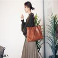 「CELINE（セリーヌ）」の巾着トートは、大容量かつデイリー使いもしやすい！［ハイブラン