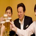 気持ち悪～いセクハラゾンビ。酔うと無言で触ってくるおじさんの生態 | ビューティーガー