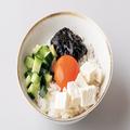 卵かけごはんアレンジ｜むくみ解消にも効果的！ノリの佃煮×クリームチーズ×角切りきゅう
