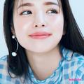 ポイントメイクで美肌見え。ブルーアイライナー×鼻先チークで透明感が増し増しに！ | ビュ